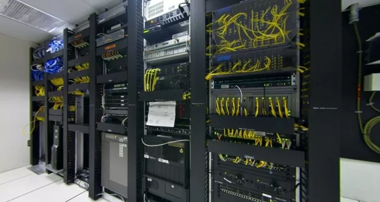 Tirage de câble dans les data centers