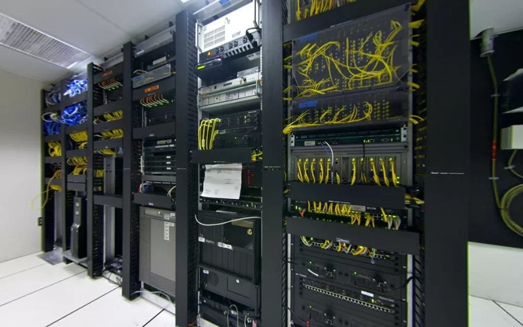 Tirage de câble dans les data centers